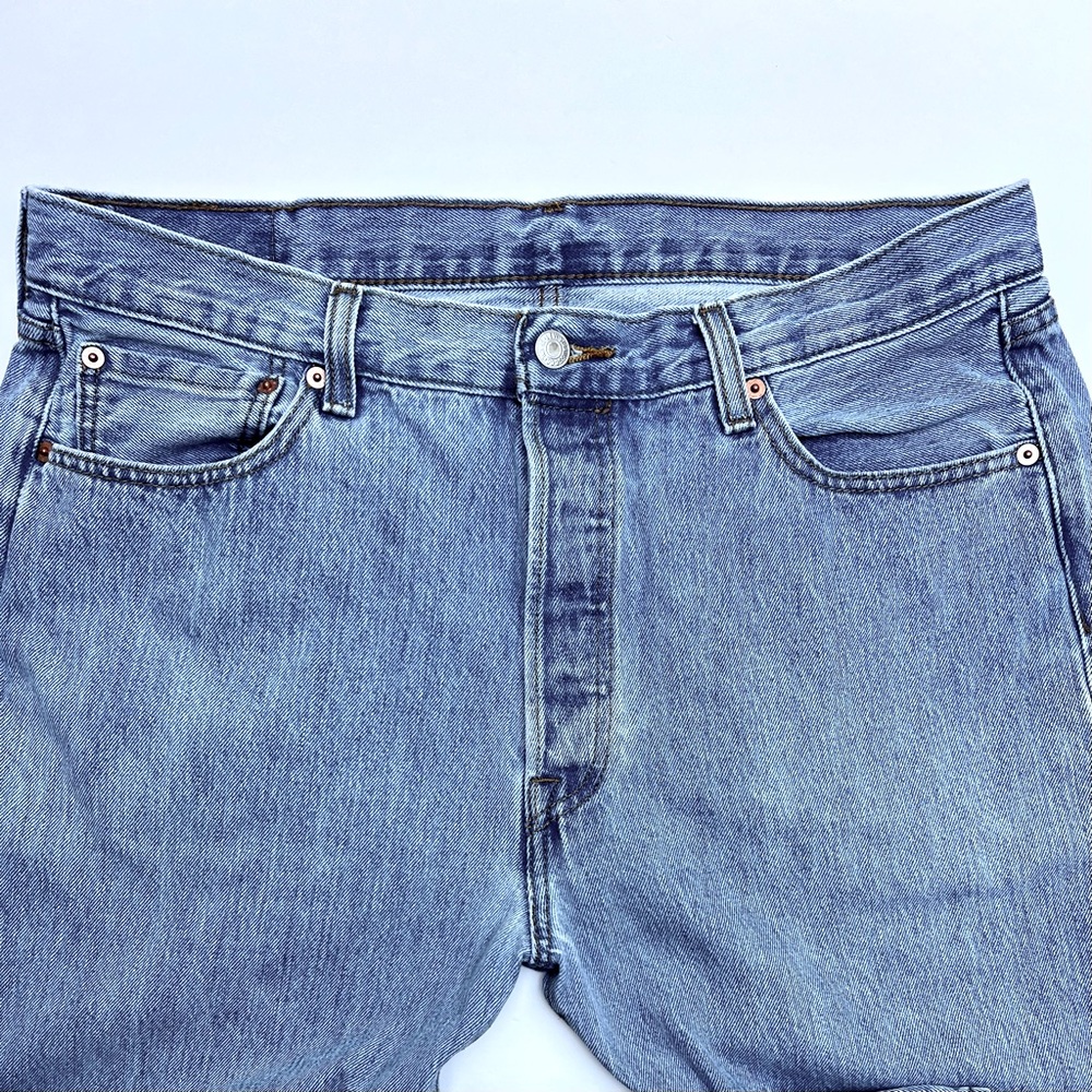 Levi’s 501 Blue Jeans - Picture 6 of 16